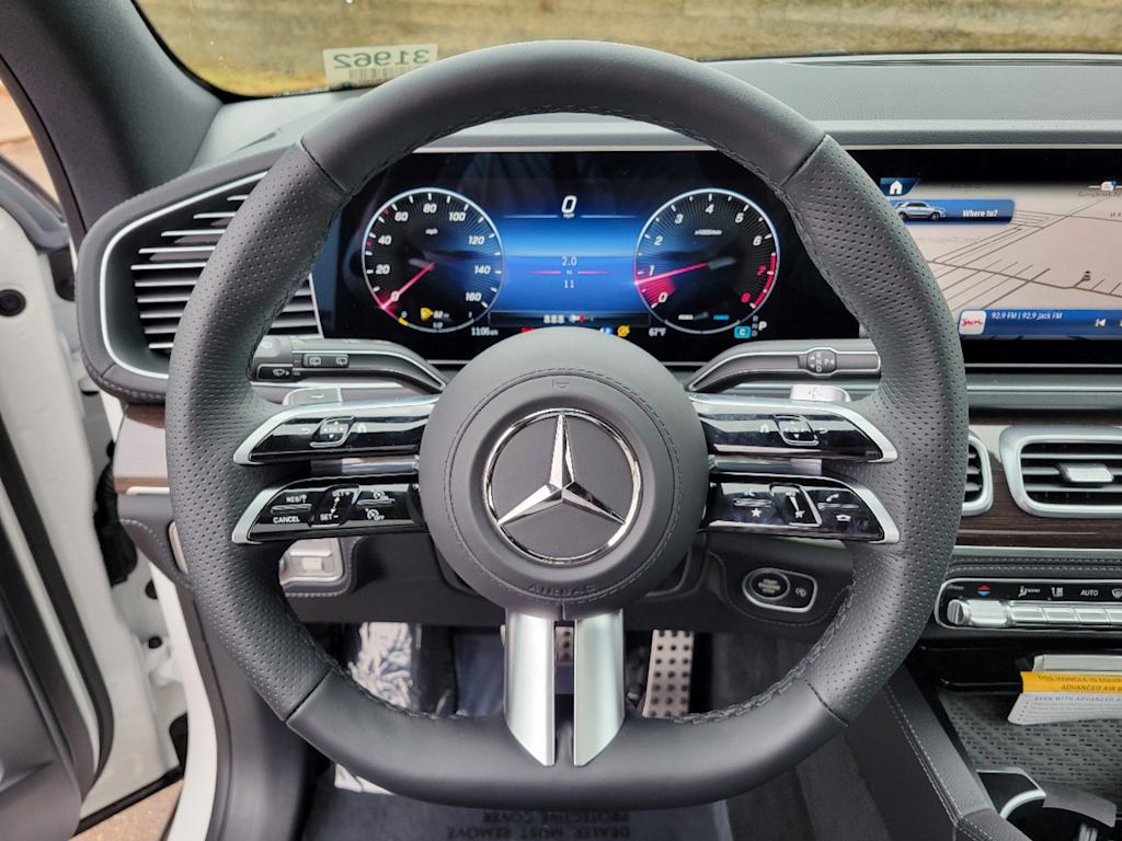 Thumbnail: 2025 Mercedes-Benz GLE - 10