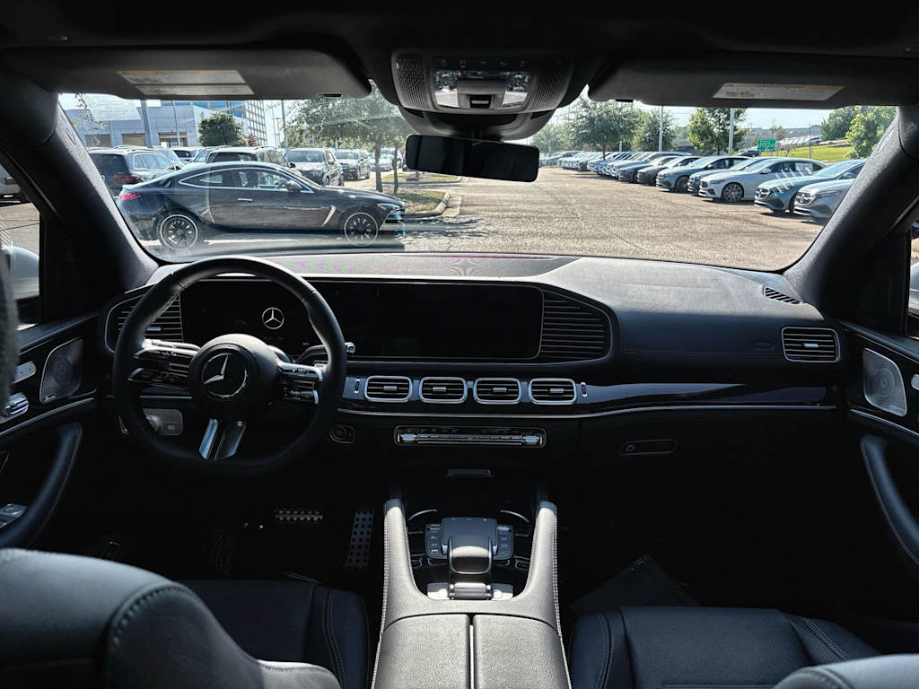 Thumbnail: 2025 Mercedes-Benz GLE - 2