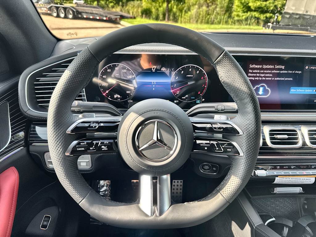 Thumbnail: 2026 Mercedes-Benz GLE - 10