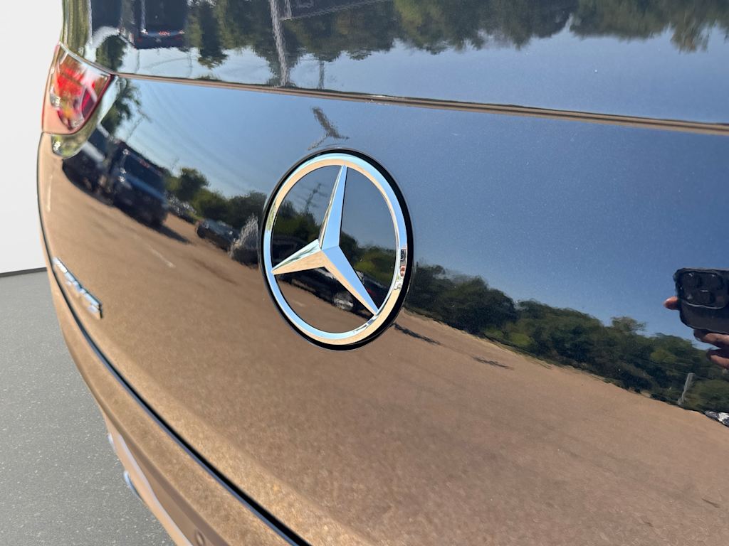Thumbnail: 2026 Mercedes-Benz GLE - 24