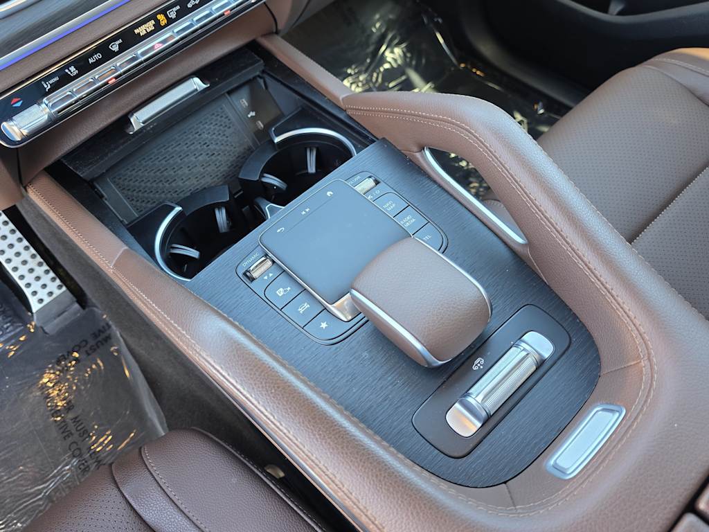 Thumbnail: 2024 Mercedes-Benz GLS - 23