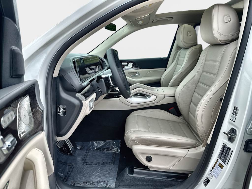 Thumbnail: 2026 Mercedes-Benz GLS - 11