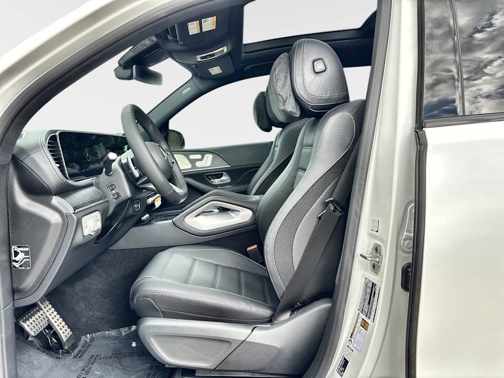 Thumbnail: 2026 Mercedes-Benz GLS - 12