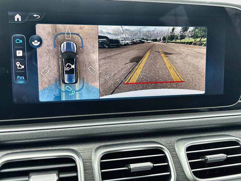 Thumbnail: 2026 Mercedes-Benz GLS - 35
