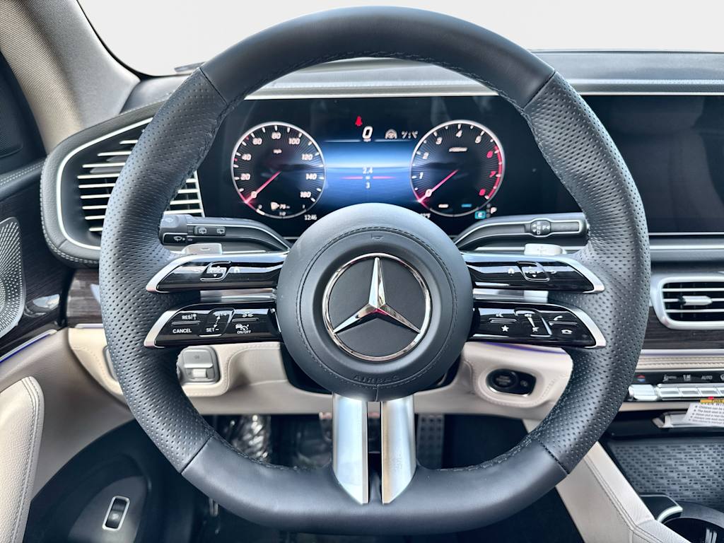 Thumbnail: 2026 Mercedes-Benz GLS - 10