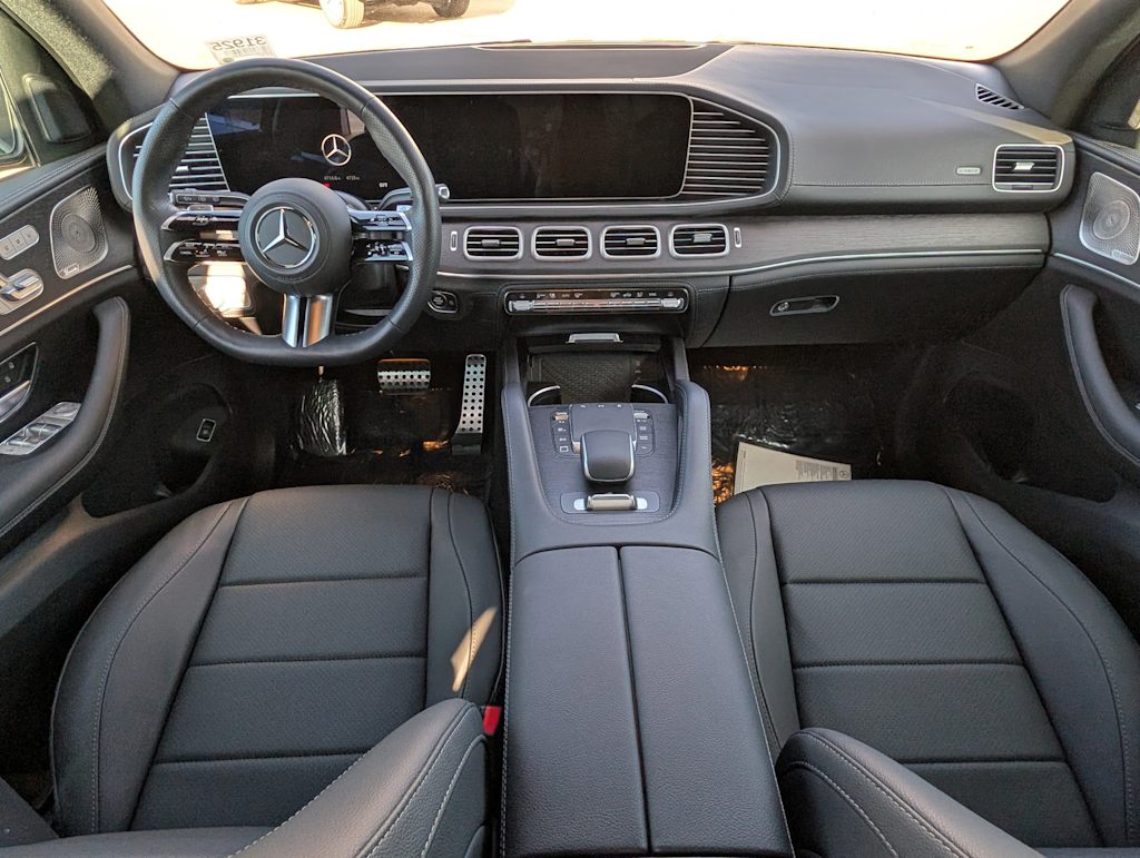 Thumbnail: 2025 Mercedes-Benz GLS - 2