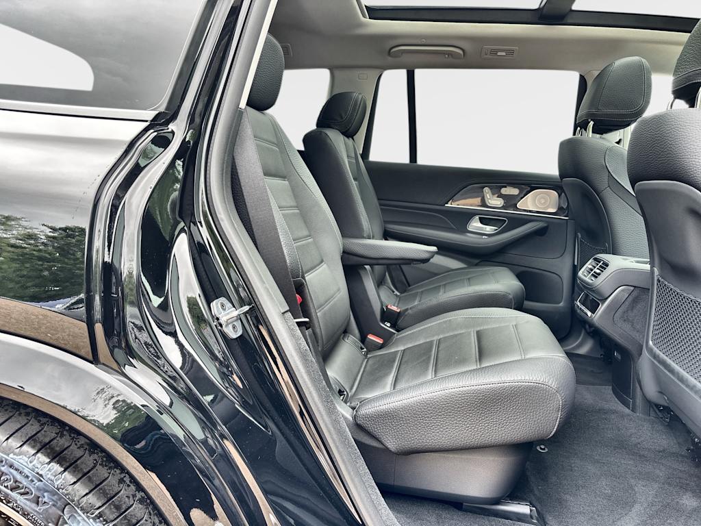 Thumbnail: 2026 Mercedes-Benz GLS - 25
