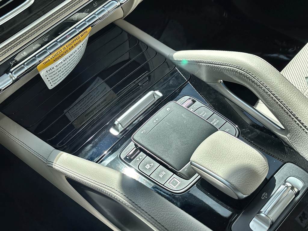 Thumbnail: 2026 Mercedes-Benz GLS - 15