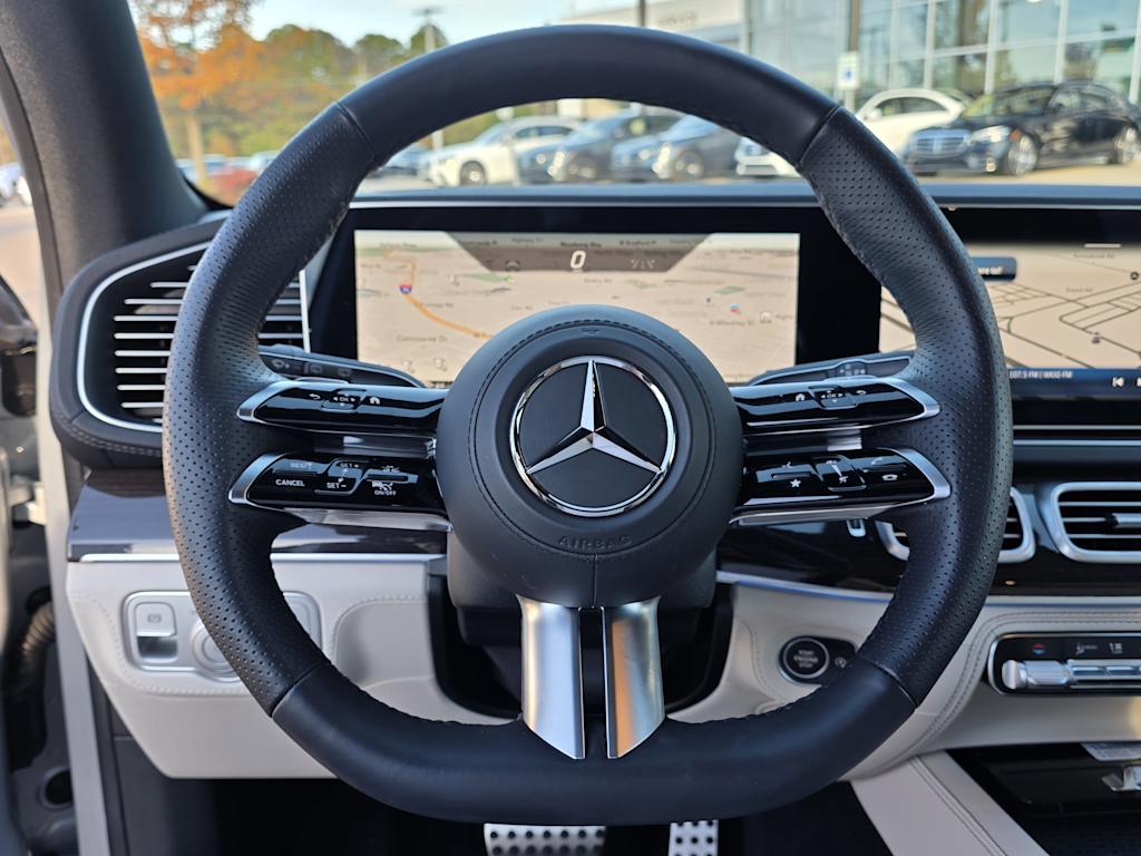 Thumbnail: 2025 Mercedes-Benz GLS - 7