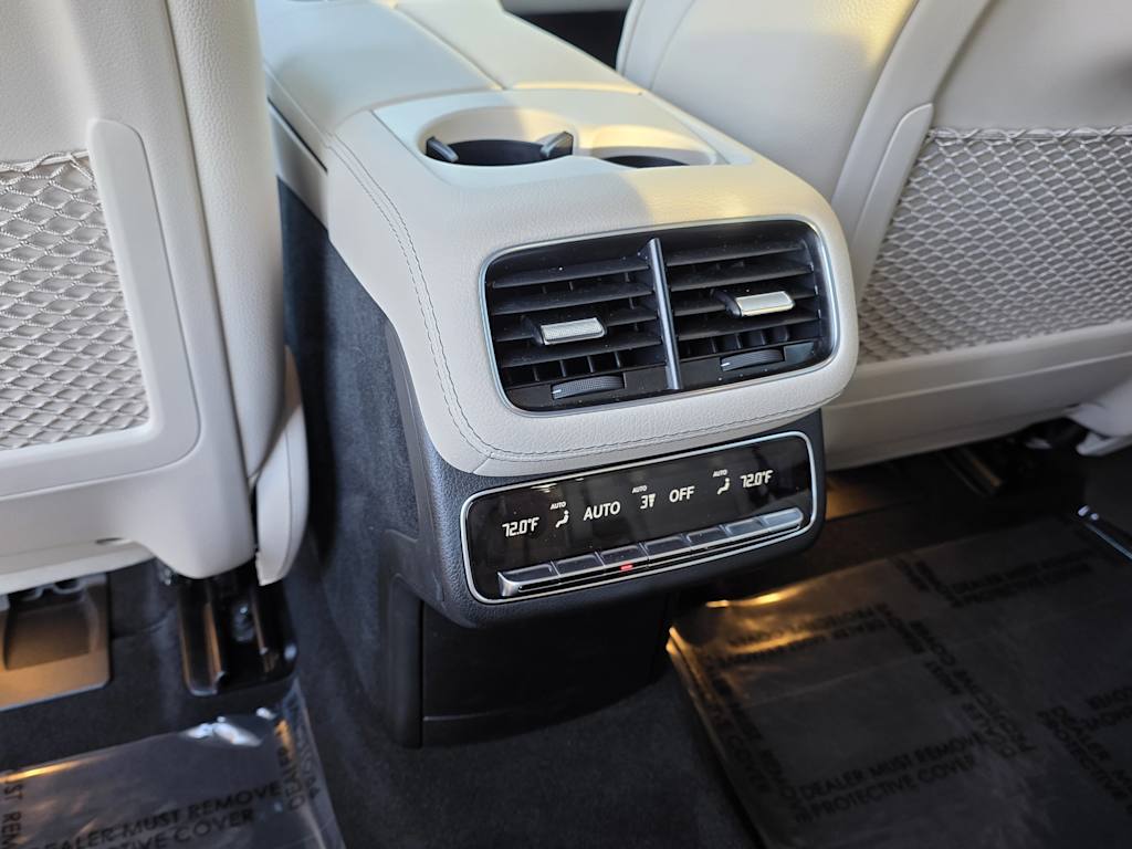 Thumbnail: 2025 Mercedes-Benz GLS - 21