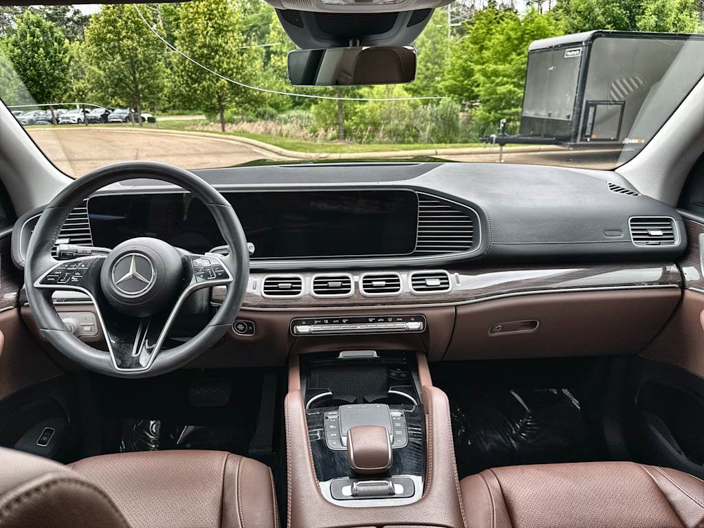 Thumbnail: 2024 Mercedes-Benz GLS - 2