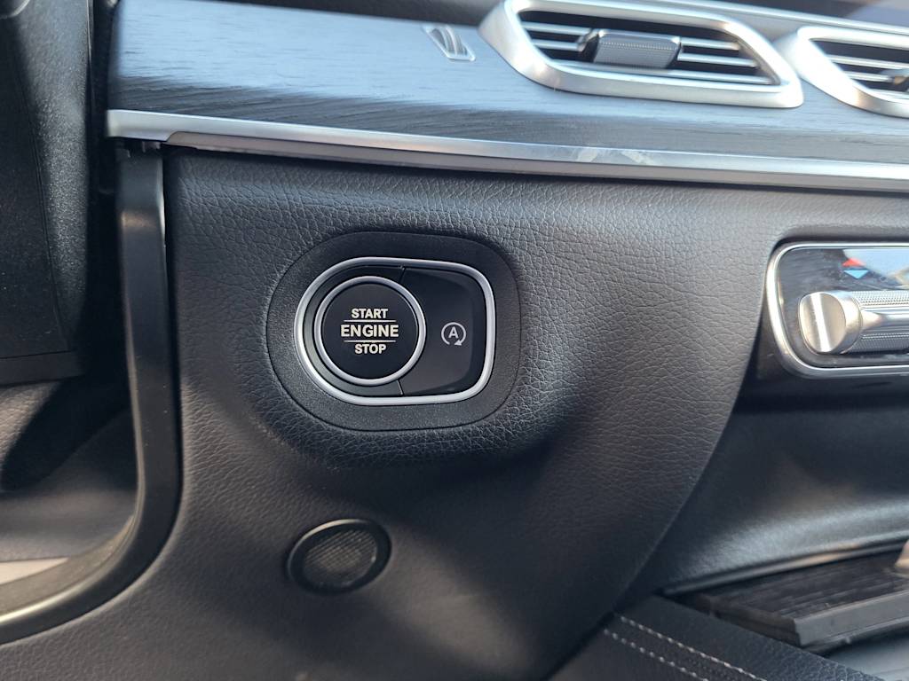 Thumbnail: 2025 Mercedes-Benz GLS - 20