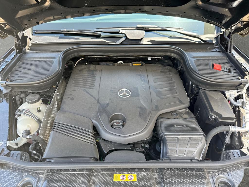 Thumbnail: 2026 Mercedes-Benz GLS - 9