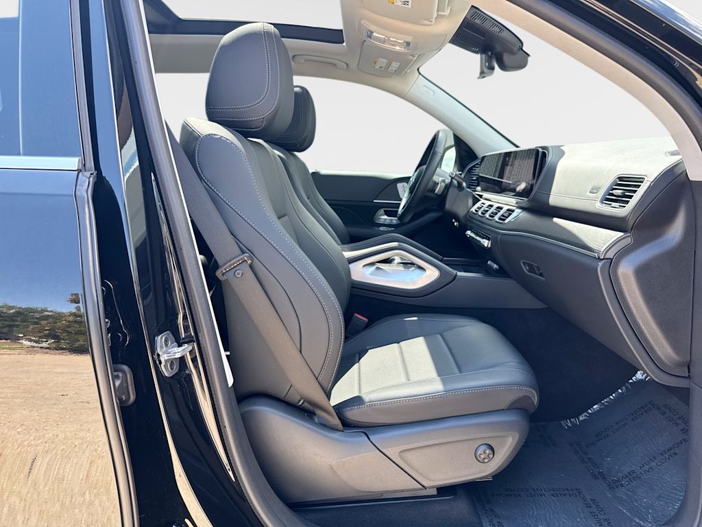 Thumbnail: 2026 Mercedes-Benz GLS - 24