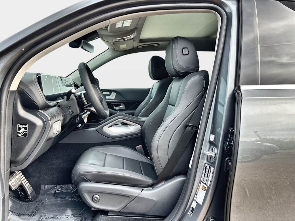 Thumbnail: 2026 Mercedes-Benz GLS - 11