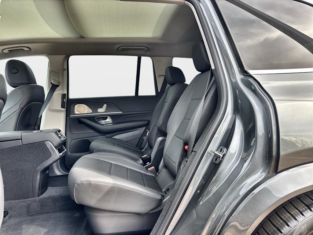 Thumbnail: 2026 Mercedes-Benz GLS - 13