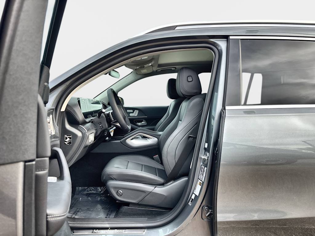 Thumbnail: 2026 Mercedes-Benz GLS - 20