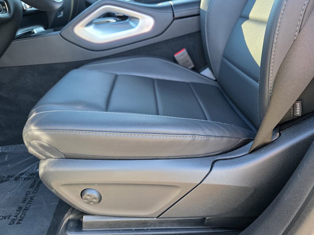 Thumbnail: 2025 Mercedes-Benz GLS - 20