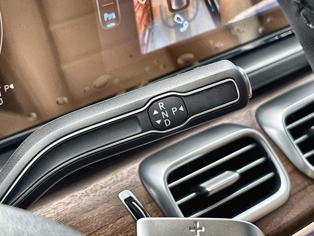 Thumbnail: 2026 Mercedes-Benz GLS - 25