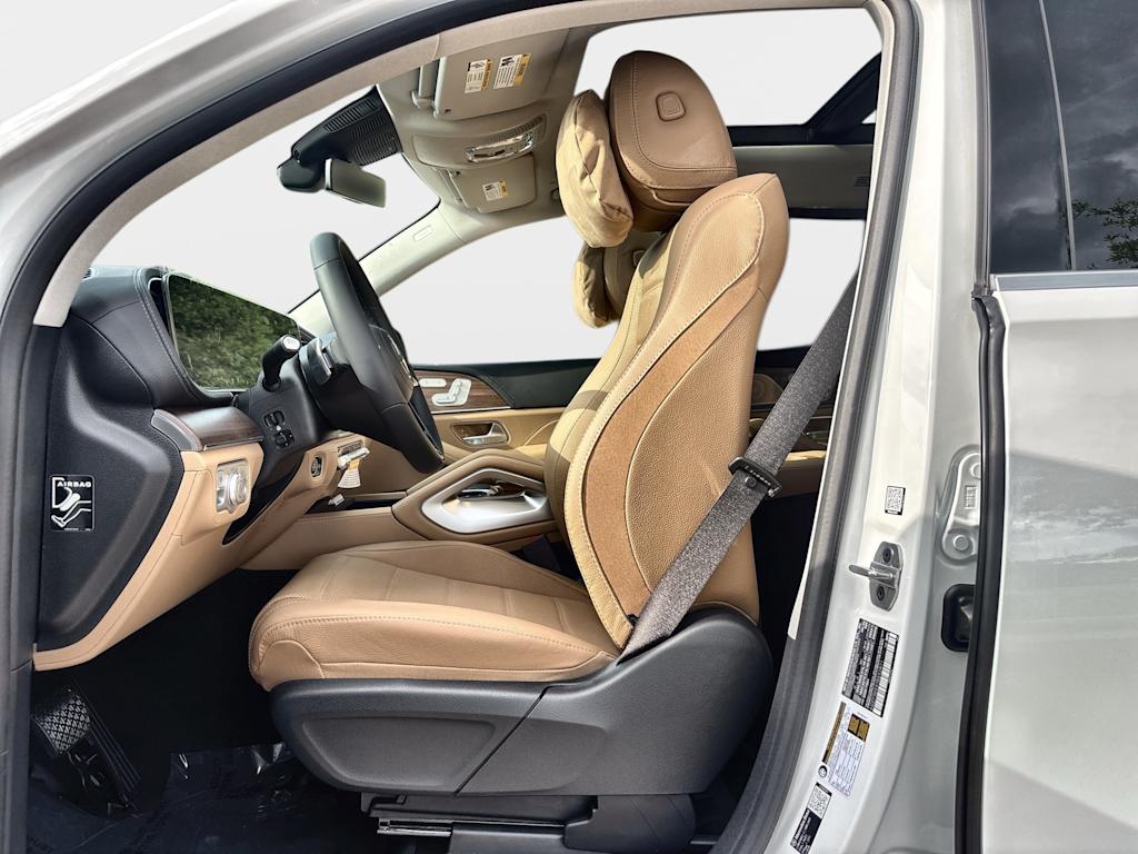Thumbnail: 2026 Mercedes-Benz GLS - 12