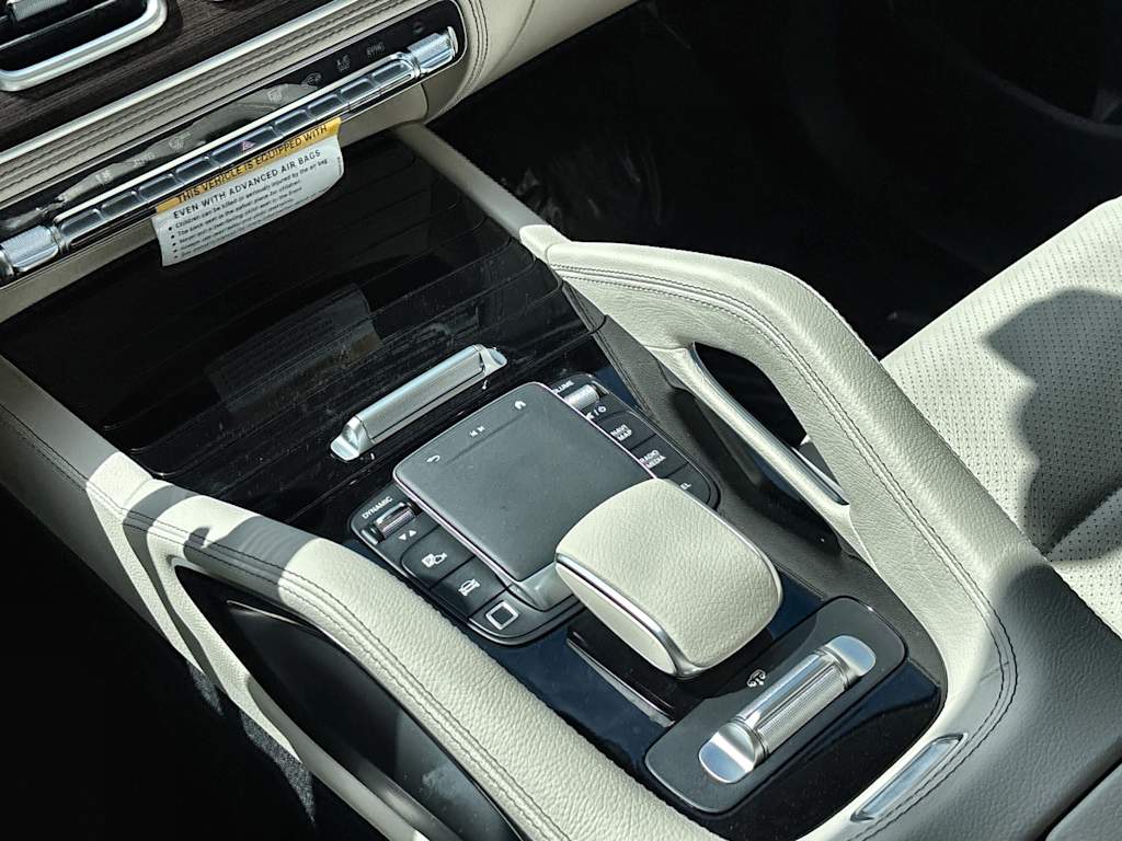 Thumbnail: 2026 Mercedes-Benz GLS - 15
