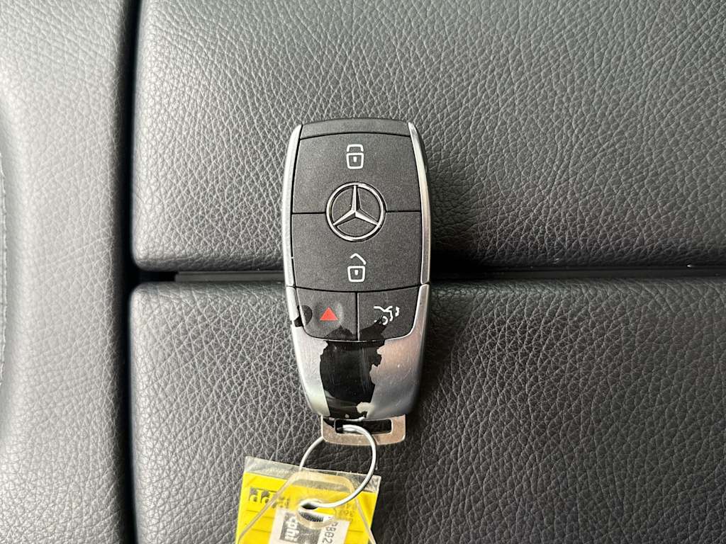 Thumbnail: 2023 Mercedes-Benz GLS - 17