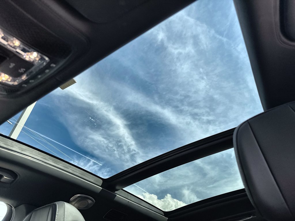 Thumbnail: 2023 Mercedes-Benz GLS - 27