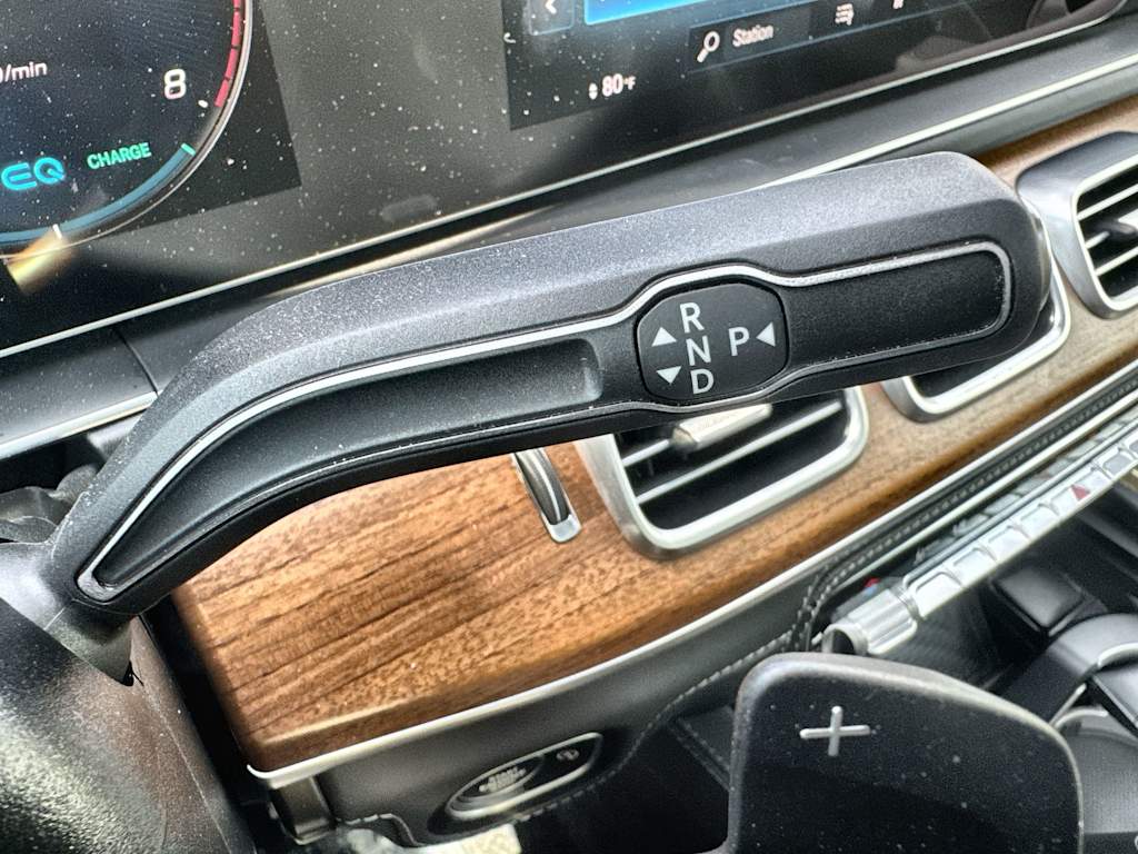 Thumbnail: 2023 Mercedes-Benz GLS - 26