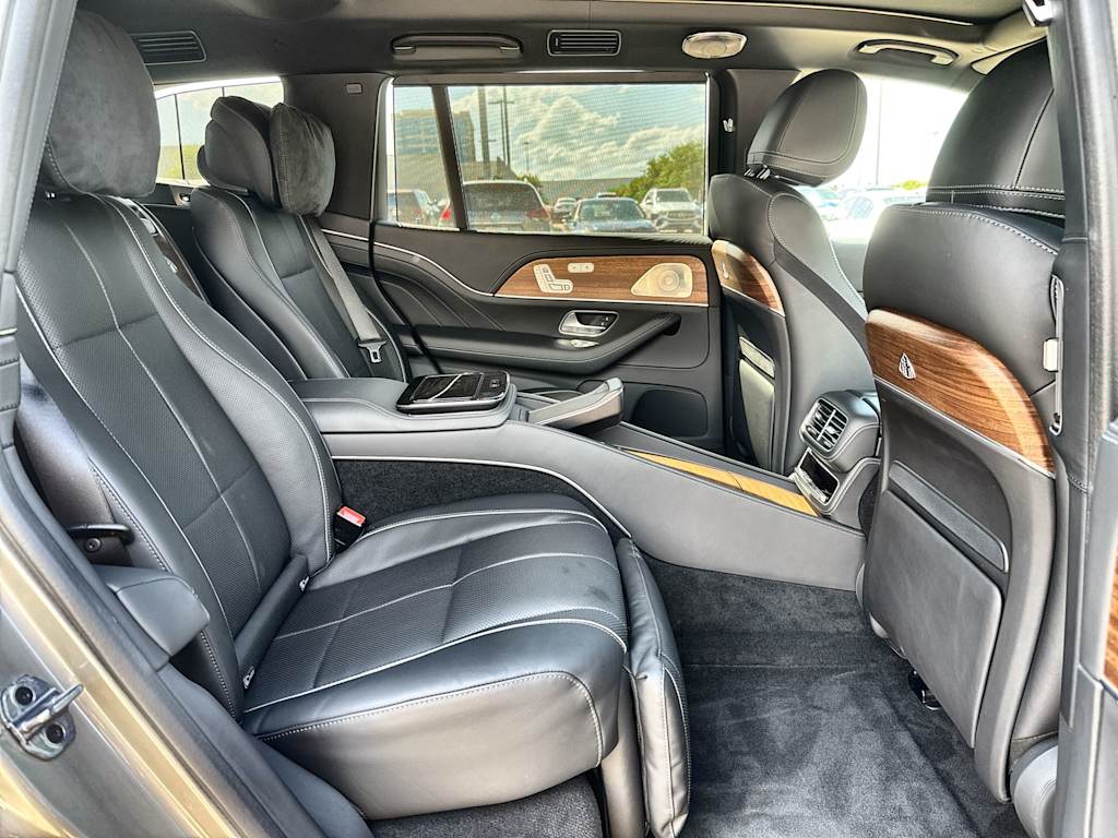 Thumbnail: 2023 Mercedes-Benz GLS - 24