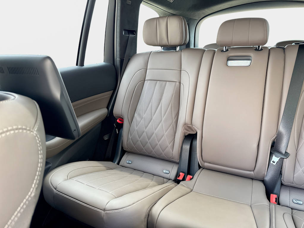 Thumbnail: 2026 Mercedes-Benz GLS - 26
