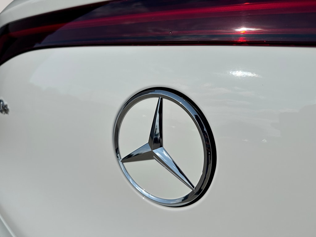 Thumbnail: 2027 Mercedes-Benz EQE - 24