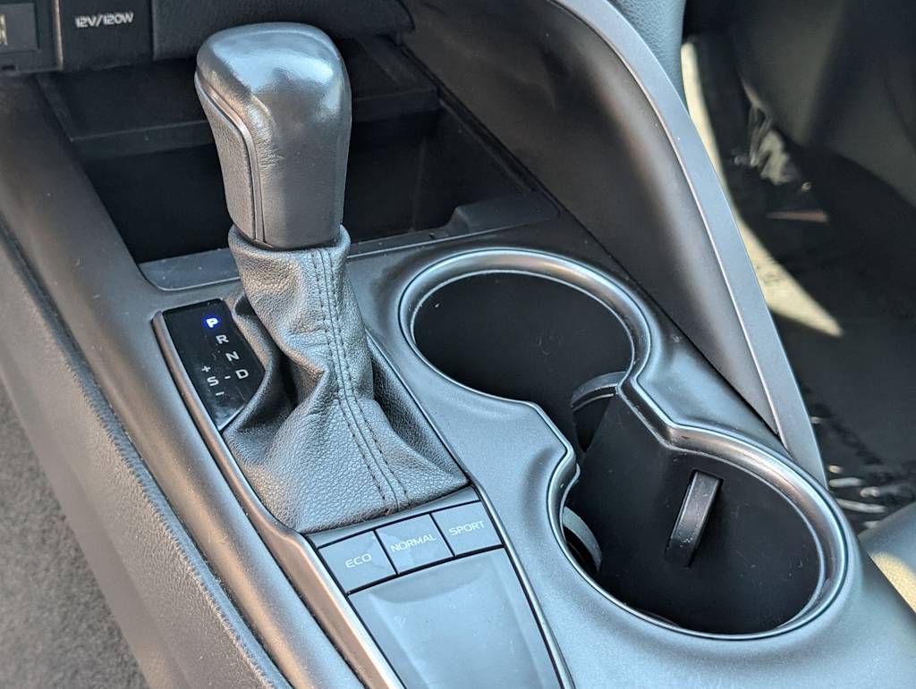 Thumbnail: 2023 Toyota Camry - 13