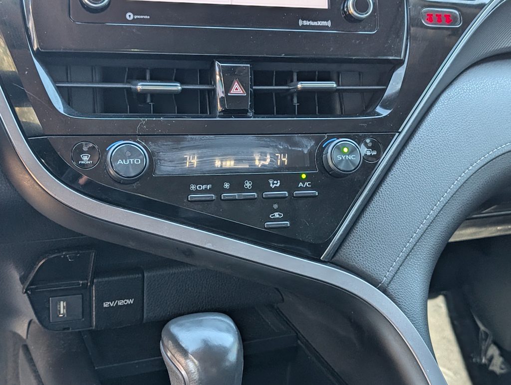 Thumbnail: 2023 Toyota Camry - 21