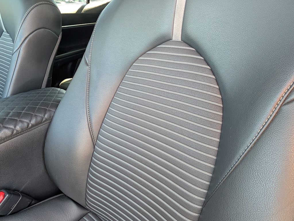 Thumbnail: 2023 Toyota Camry - 10