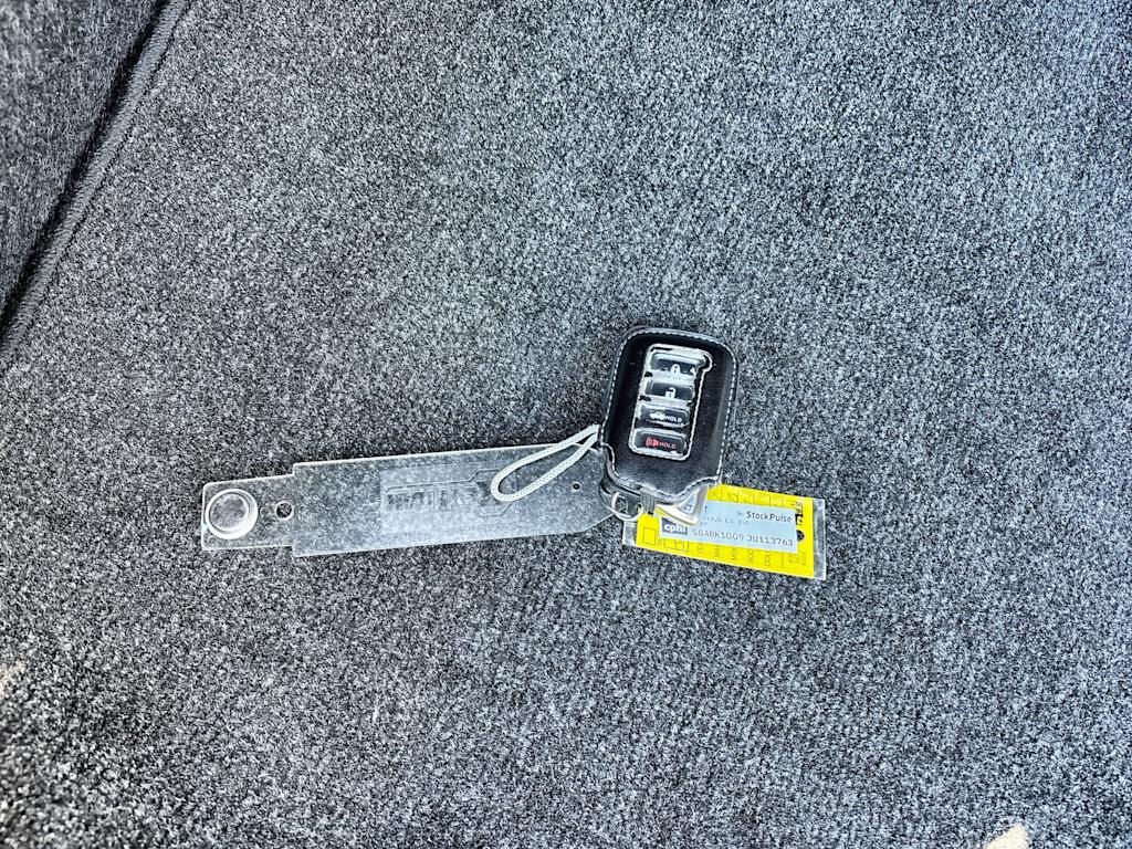 Thumbnail: 2018 Lexus ES - 18