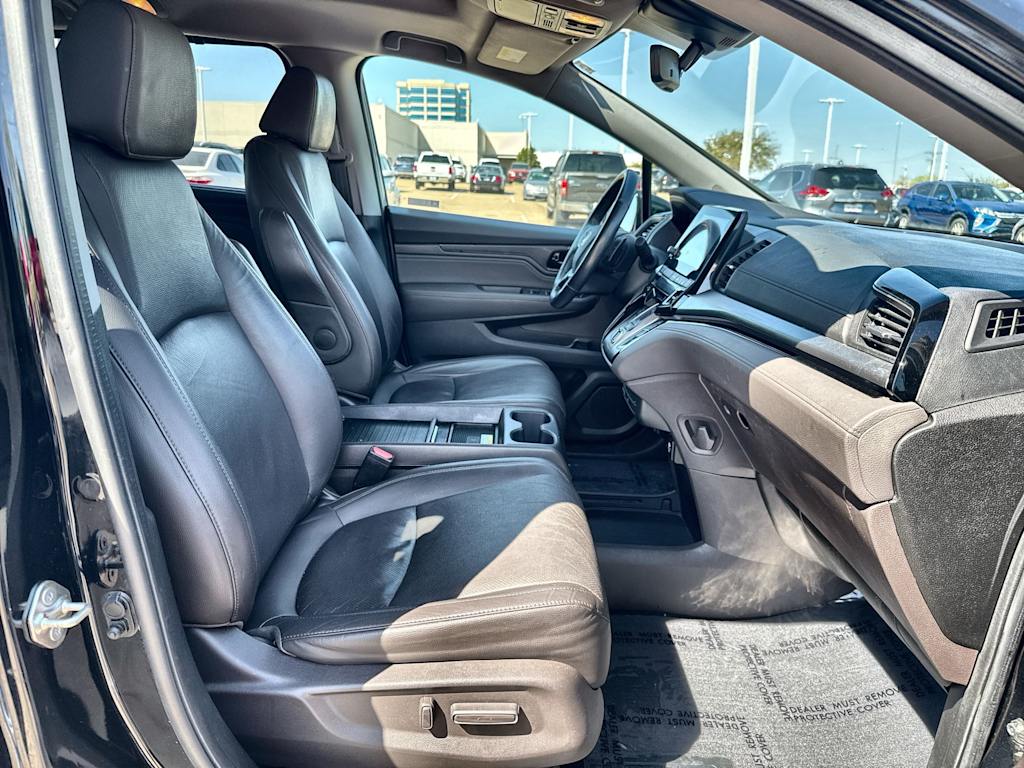Thumbnail: 2019 Honda Odyssey - 21