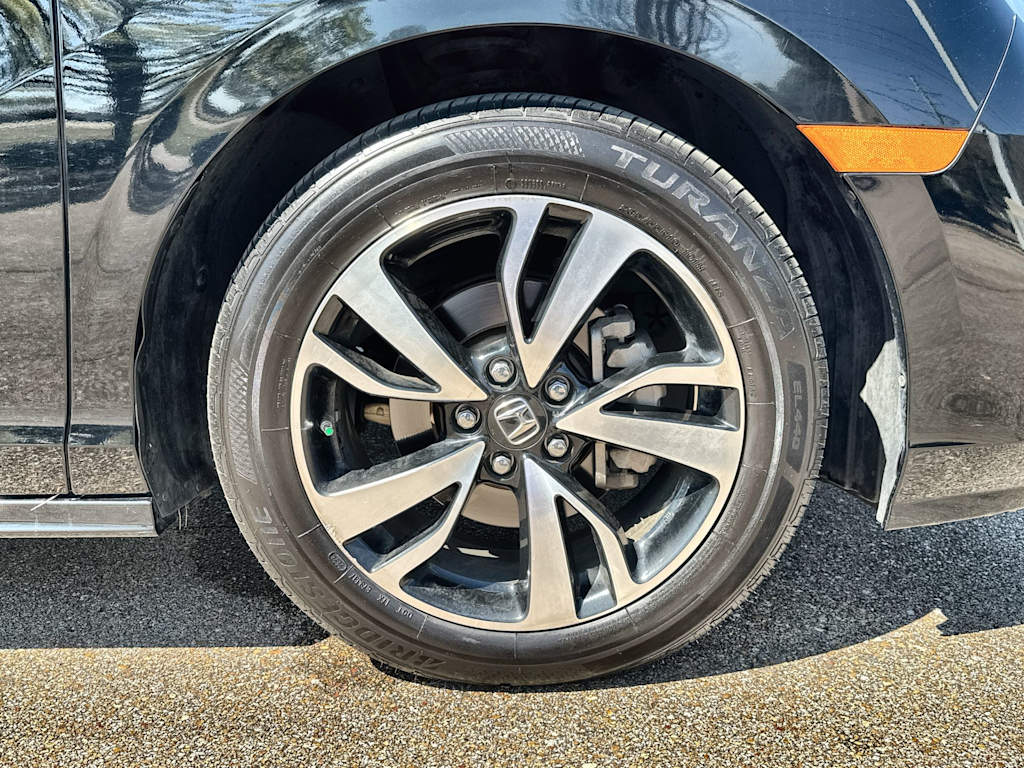 Thumbnail: 2019 Honda Odyssey - 8