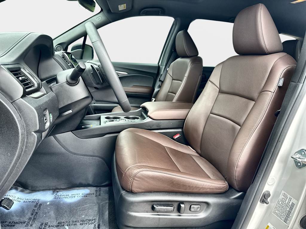 Thumbnail: 2025 Honda Passport - 12