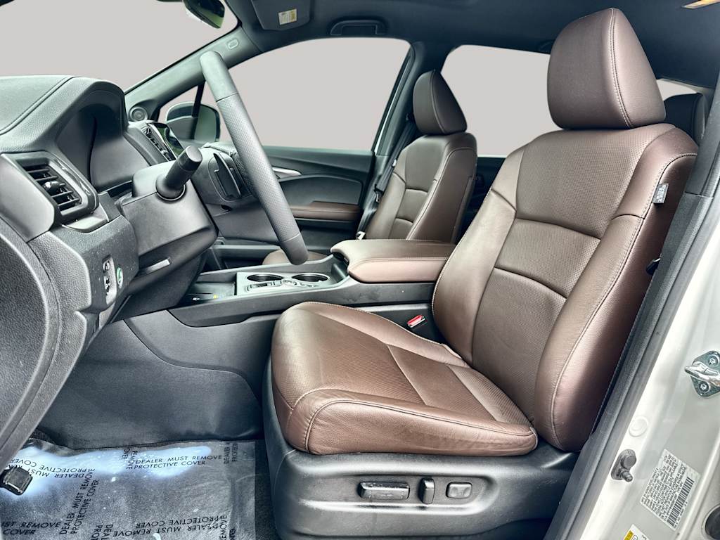 Thumbnail: 2025 Honda Passport - 12