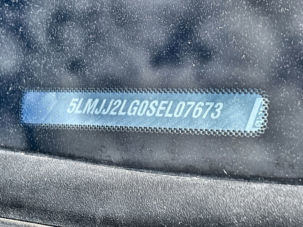 Thumbnail: 2025 Lincoln Navigator - 15