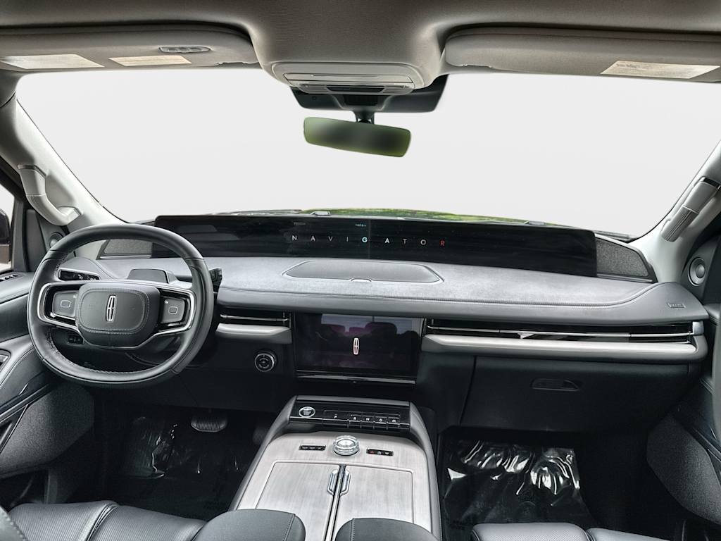 Thumbnail: 2026 Lincoln Navigator - 2