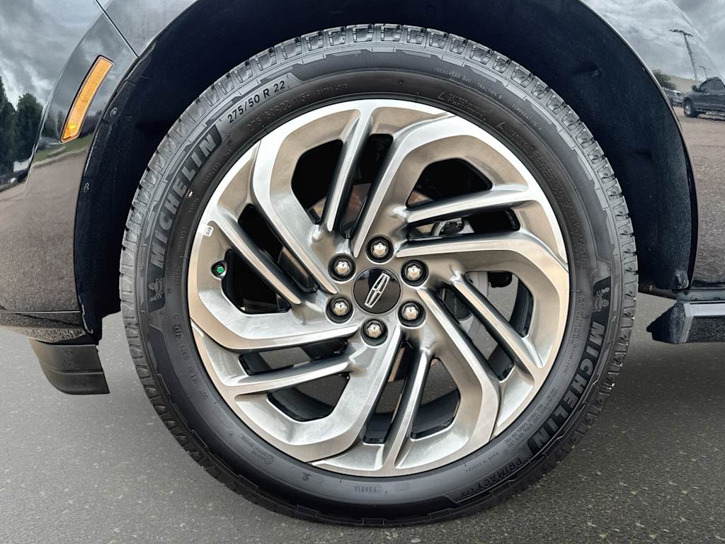 Thumbnail: 2026 Lincoln Navigator - 8