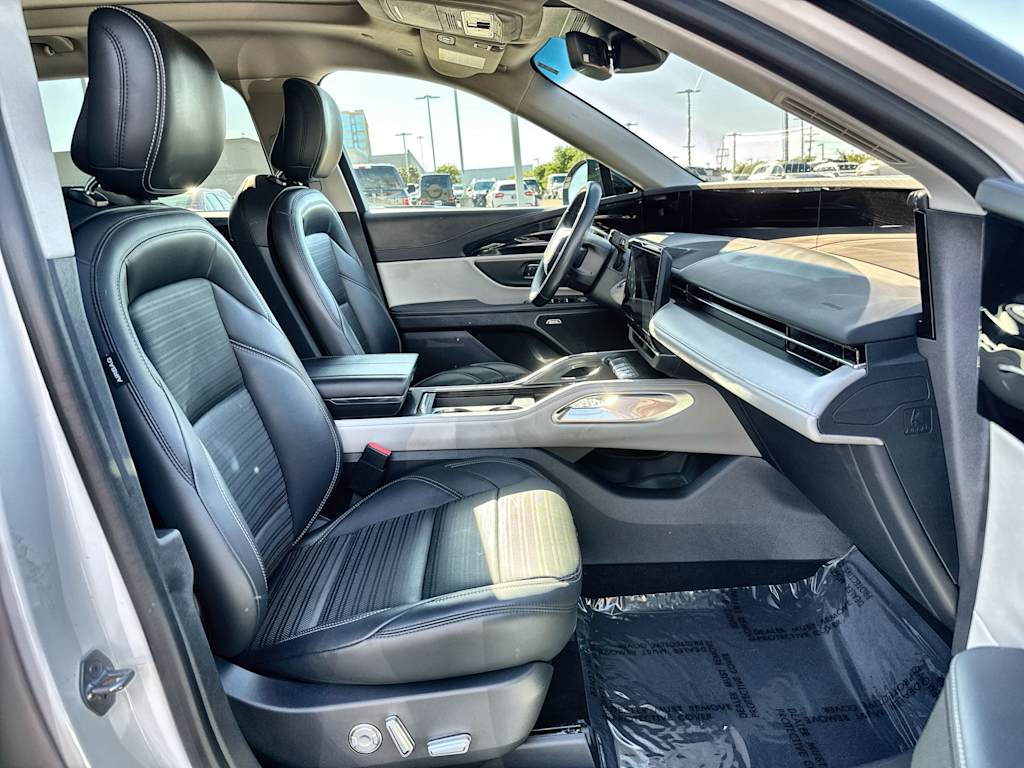 Thumbnail: 2024 Lincoln Nautilus - 18