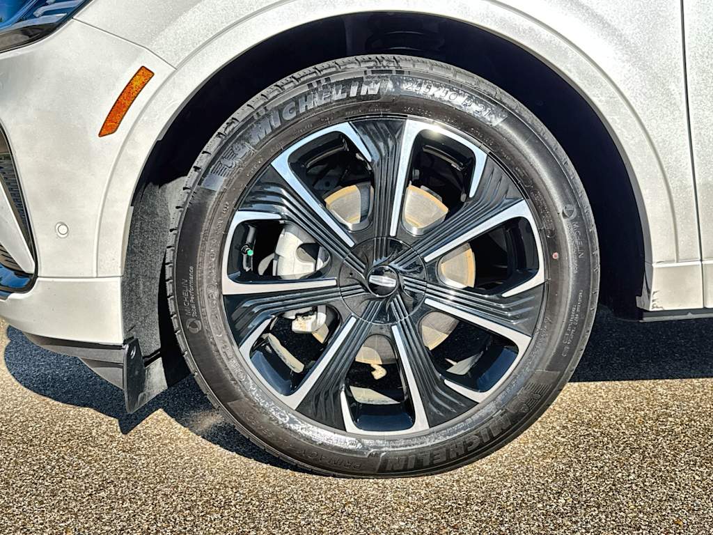 Thumbnail: 2024 Lincoln Nautilus - 8