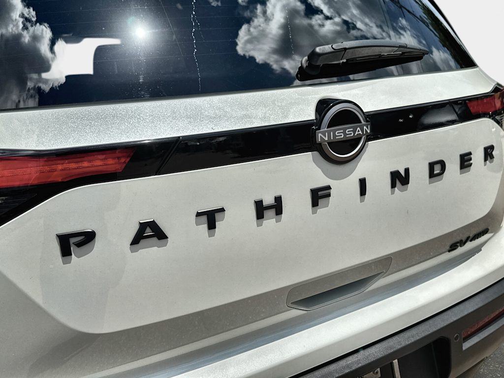 Thumbnail: 2023 Nissan Pathfinder - 6