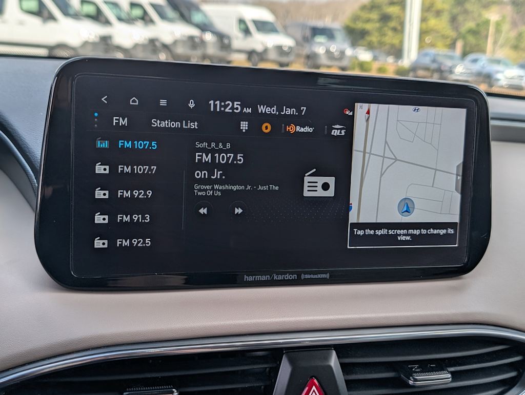 Thumbnail: 2023 Hyundai Santa Fe - 18