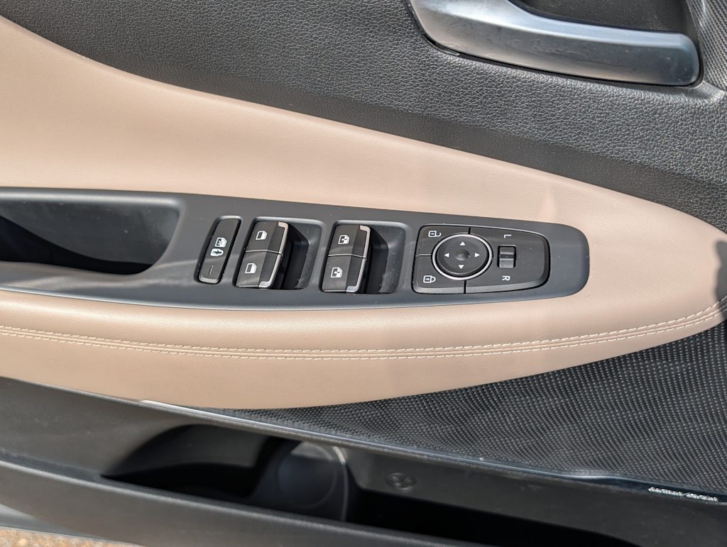 Thumbnail: 2023 Hyundai Santa Fe - 26