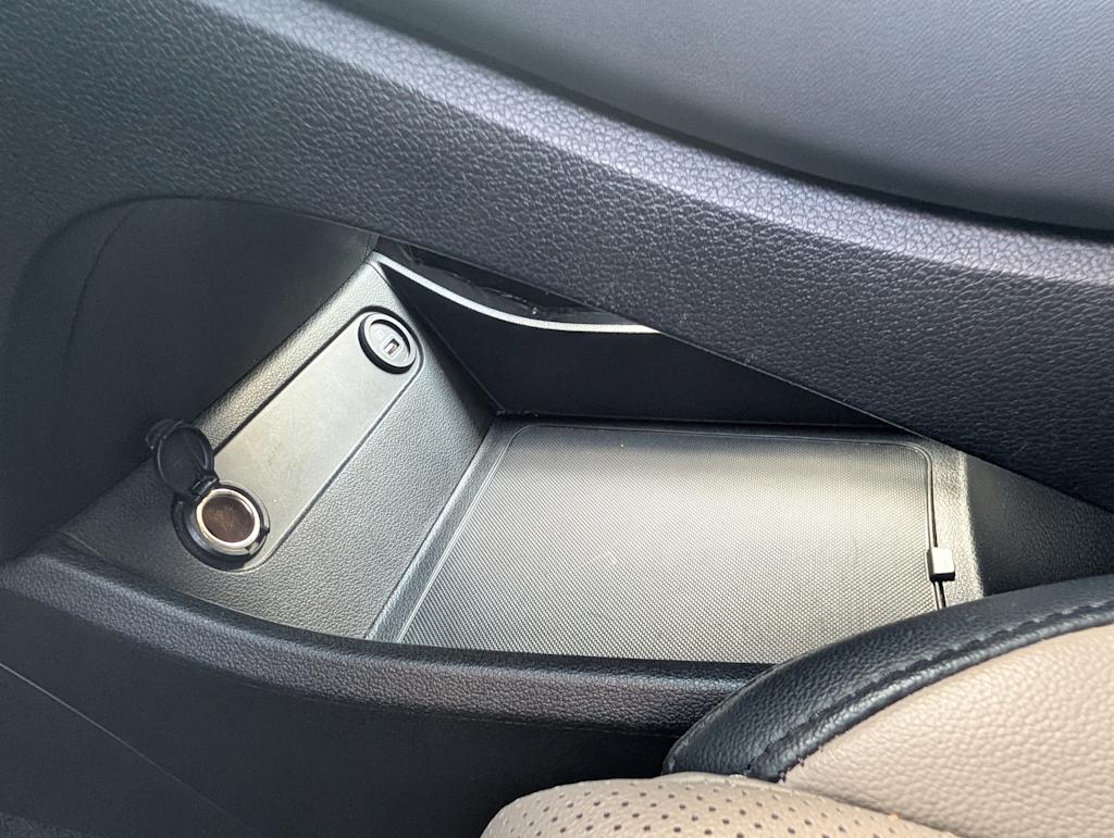 Thumbnail: 2023 Hyundai Santa Fe - 24