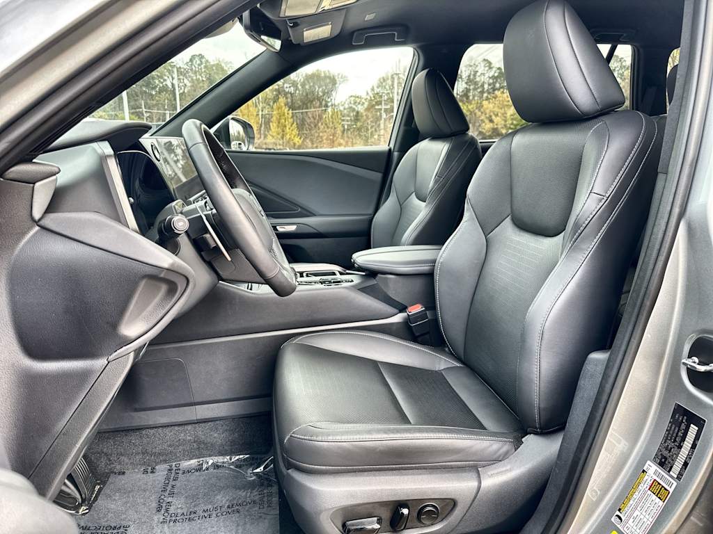 Thumbnail: 2025 Lexus TX - 21