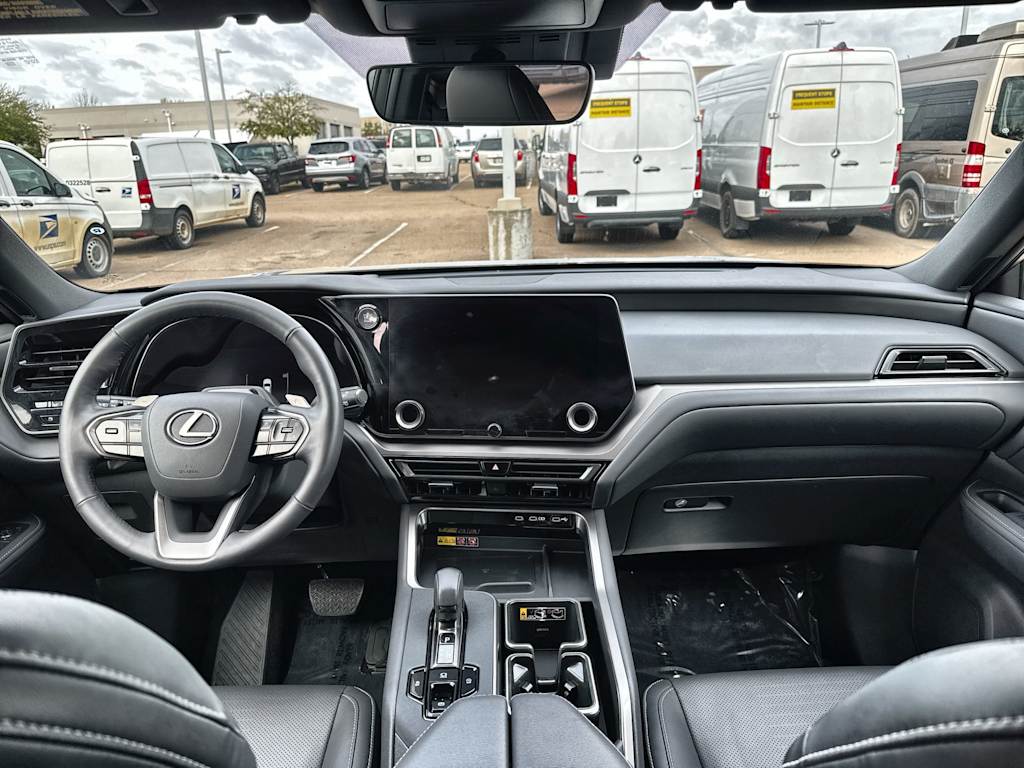 Thumbnail: 2025 Lexus TX - 2